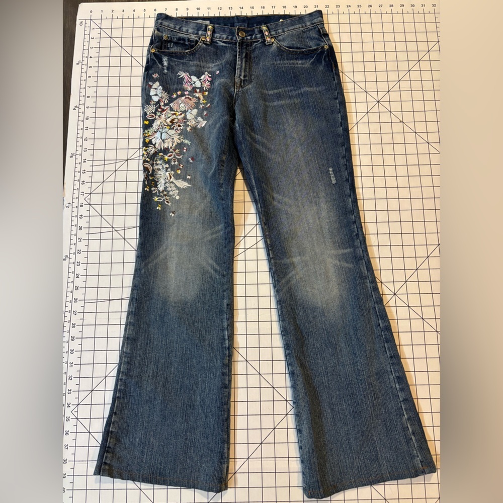 RARE 7 For All Mankind + Zac Posen Blue Flare Jeans with Botanical Embroidery - Picture 4 of 15